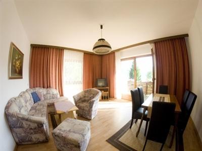 Ferienwohnung Moser Am See Millstatt Habitación foto