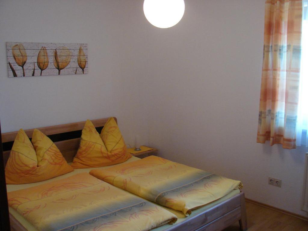 Ferienwohnung Moser Am See Millstatt Habitación foto